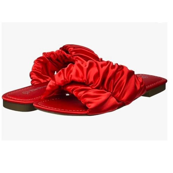The Drop Brianna Ruched Cross Strap Flat Sandal Open Toe - Picture 1 of 7